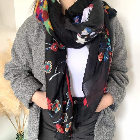 OVERSIZE MULTICOLORED SCARF